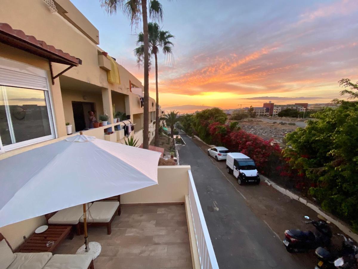 Loft Playa Torviscas,Garaje Gratis , Recien Reformado Costa Adeje (Tenerife) Bagian luar foto